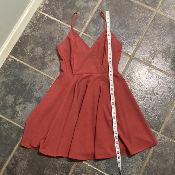 Gorgeous Brick Red Spaghetti StrappedDress. Size Small - Picture 7 of 9